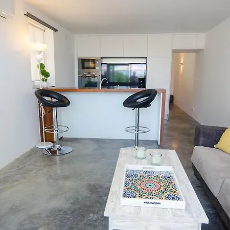 Seghers- Seaside Charm By The Appartamento Estepona